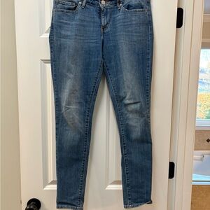 Levi's Women's 711 Skinny Jeans